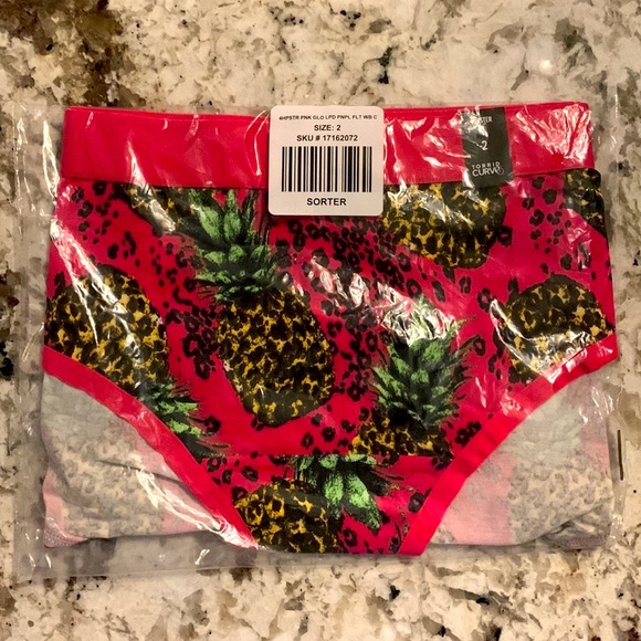 Torrid Hipster Panty! Pineapple Print! Size 2X! NWT! - Picture 4 of 4